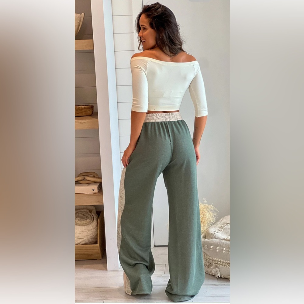 WIN WIN Olive And Cream Wide Leg Sweatpants  Elastic Waistband Womens Size Large - Picture 2 of 9